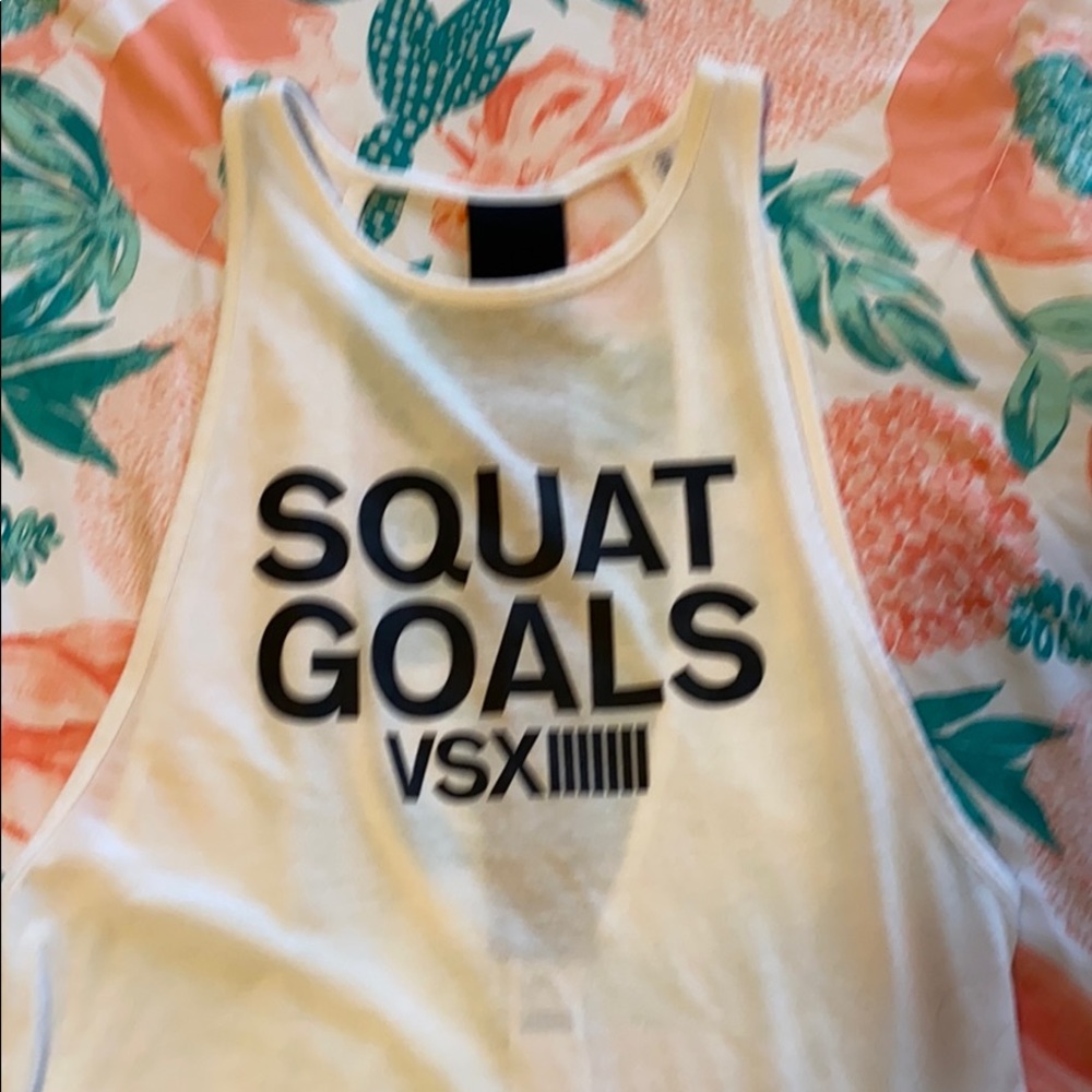 VS tank size sm.